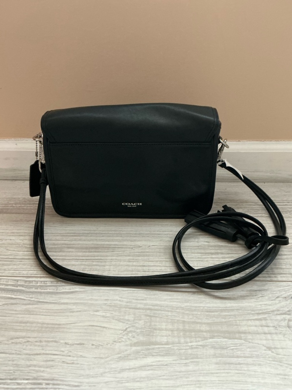 Coach Black Leather Turnlock Crossbody Bag - Picture 5 of 8